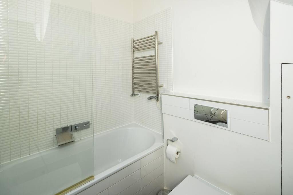 Апартаменти Chic And Spacious Flat Near Bond Street Лондон Екстер'єр фото
